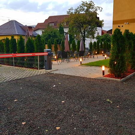 Hnl Aparthotel Sibiu Eksteriør billede